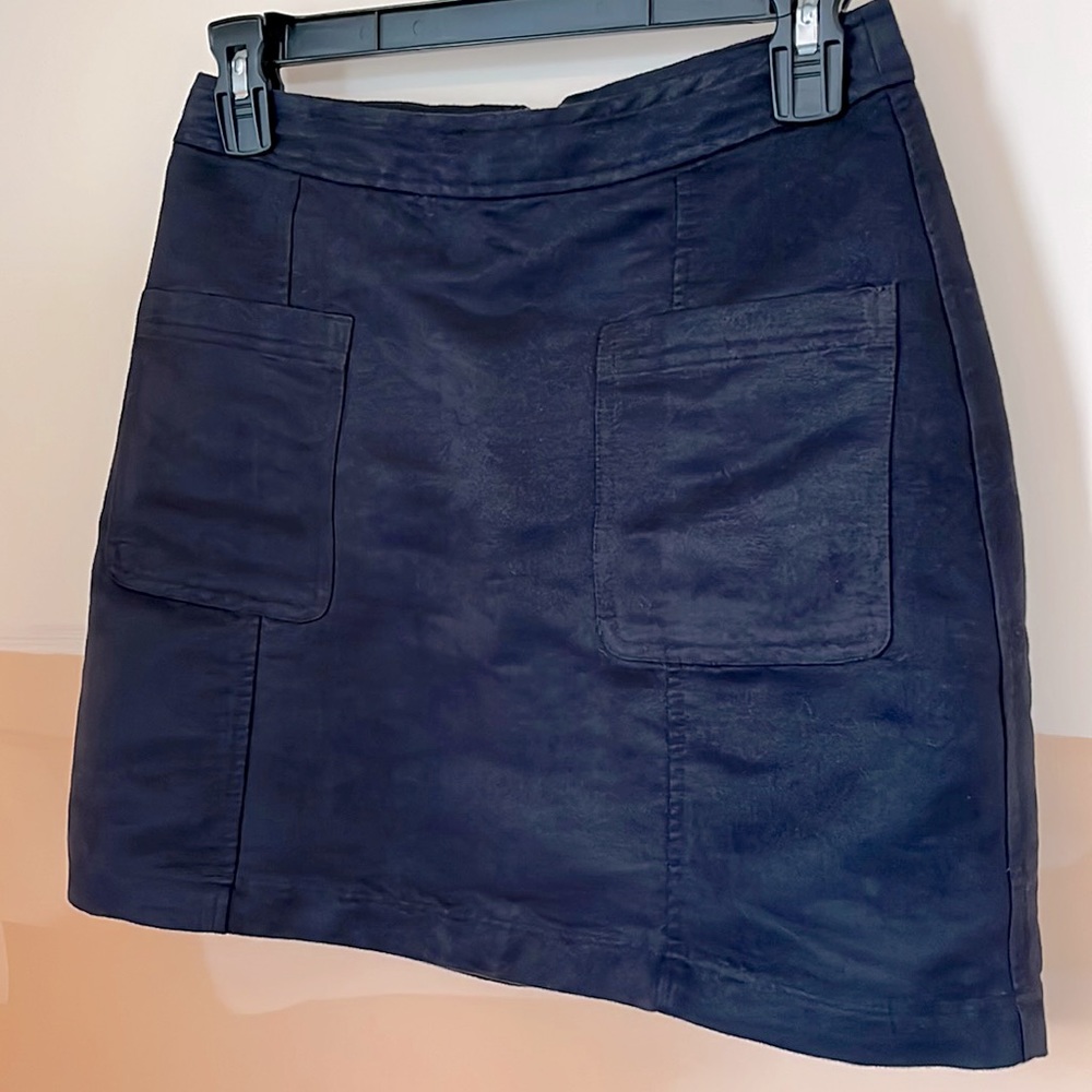 Sued skirt